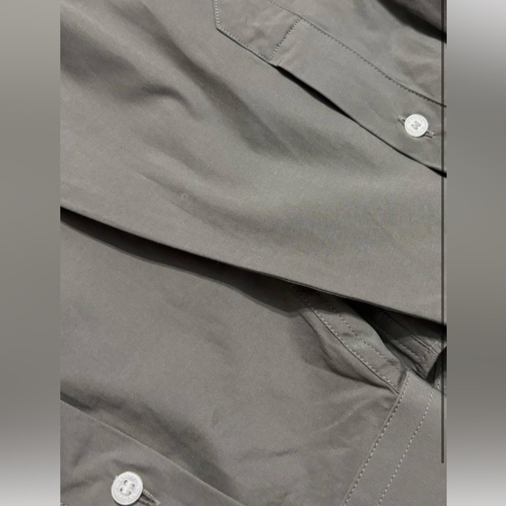 BURBERRY Shirt Gray- Size L  -Authentic 🎁💎